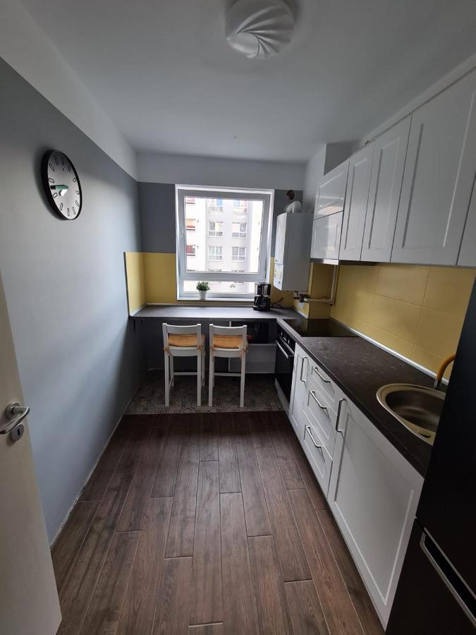 Garsoniera Zebra Apartment Brasov Exterior photo