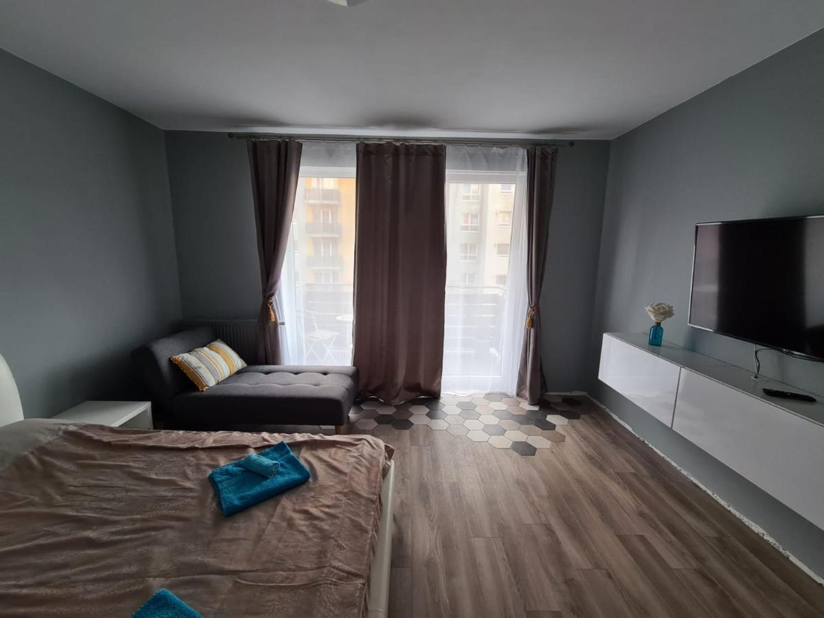 Garsoniera Zebra Apartment Brasov Exterior photo
